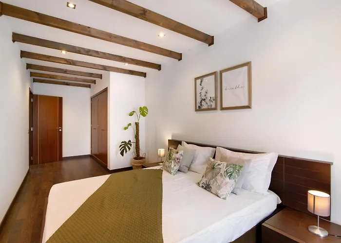 Flor De Sol House