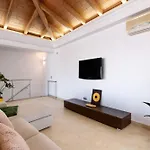 Flor De Sol House 아파트 *