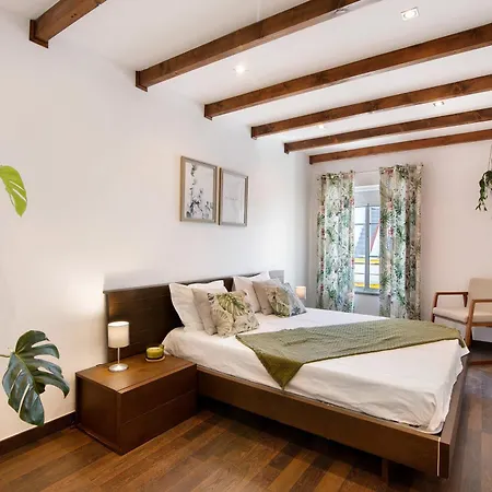 Flor De Sol House